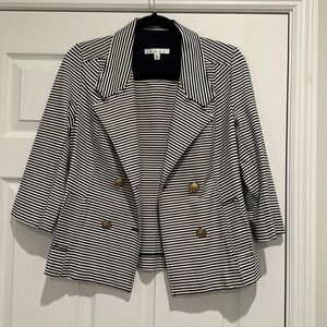 CAbi NWOT 3/4 length sleeve dbl breast blazer. Navy & white w/ gold buttons.